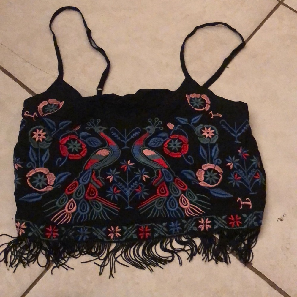 Of tank top with details